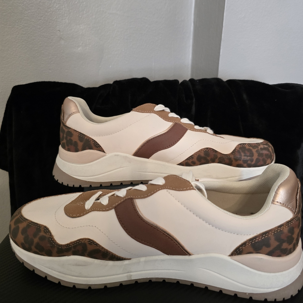 Time And Tru Stylish Women's Leopard Print Sneakers 12 W